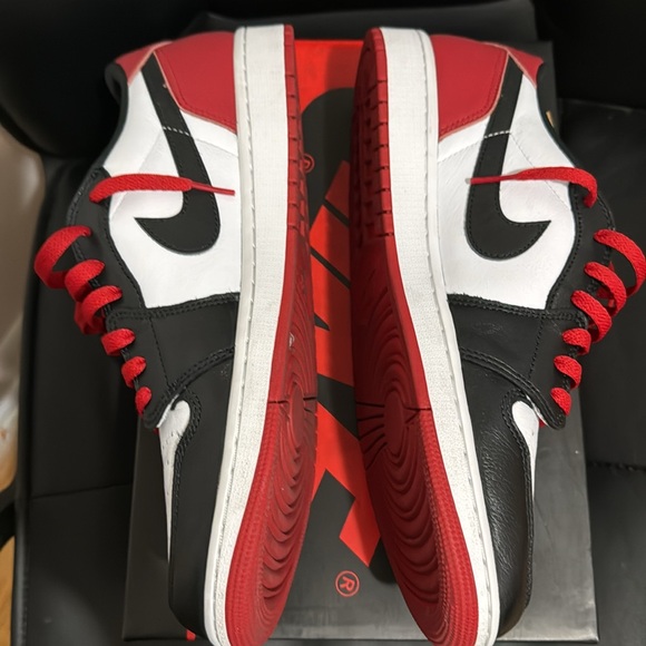 Jordan 1 low OG ‘Black Toe’ - Picture 6 of 8